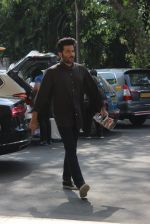 Anil Kapoor leaves for IIFA press meet in Mumbai Airport on 11th May 2015